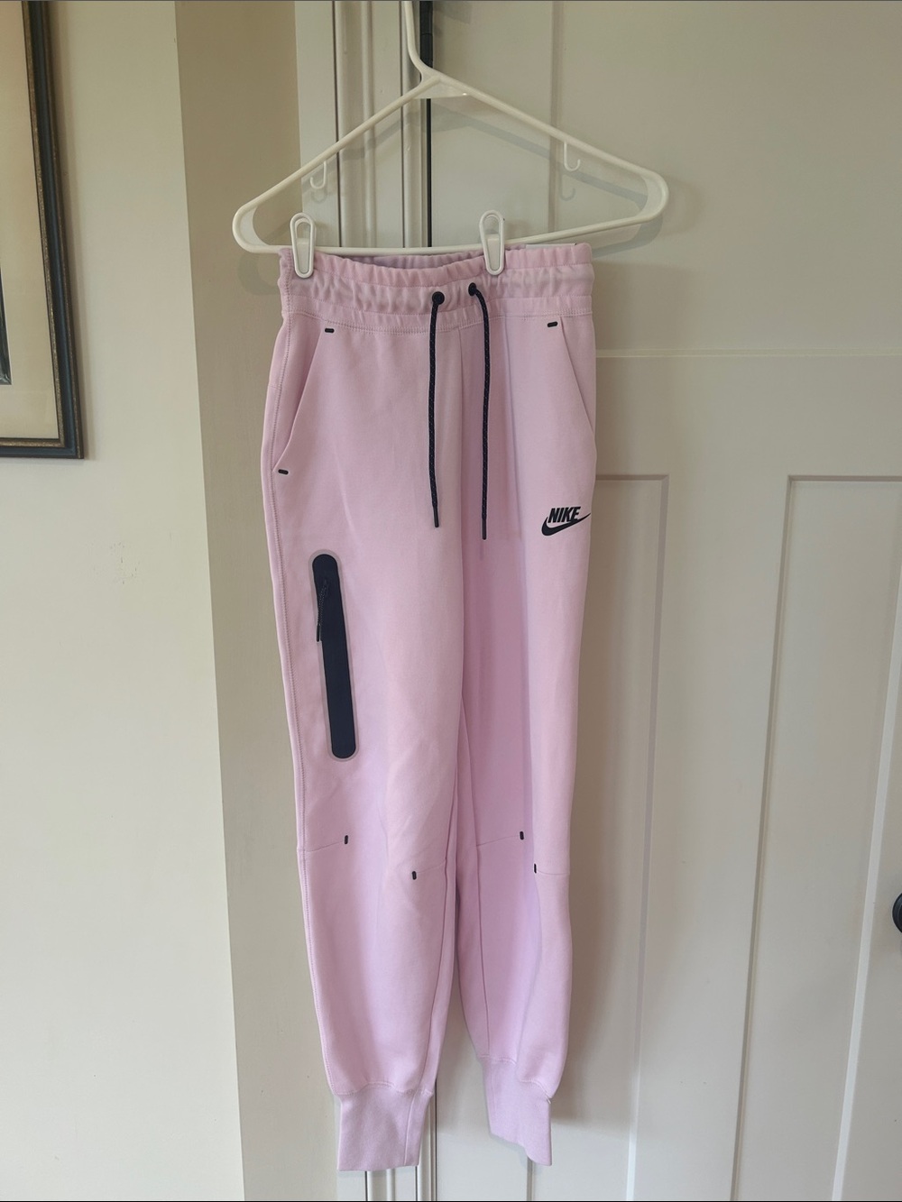 Nike Women’s Pink Fleece Jogger Pants
